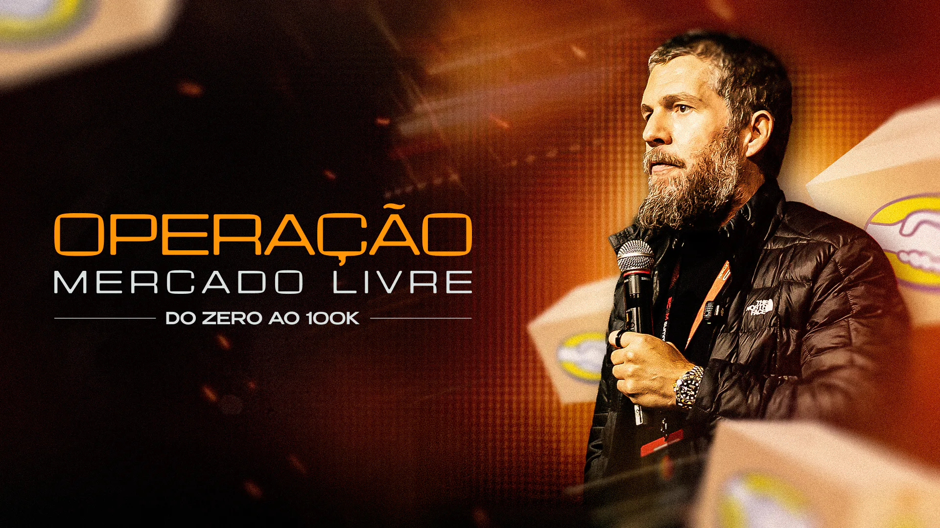 Dhiego Rosa no palco com o lockup da Operação Mercado Livre